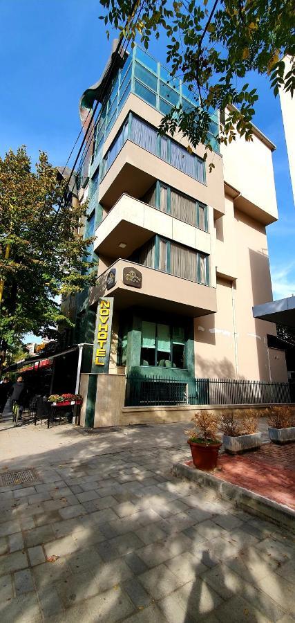 Nov Hotel Tiranë Eksteriør bilde