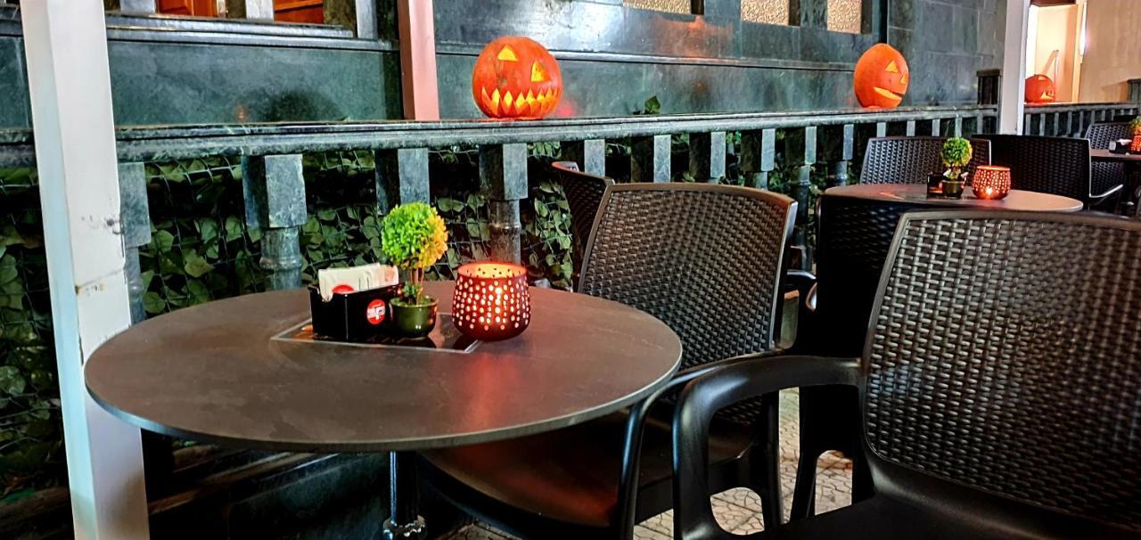 Nov Hotel Tiranë Eksteriør bilde